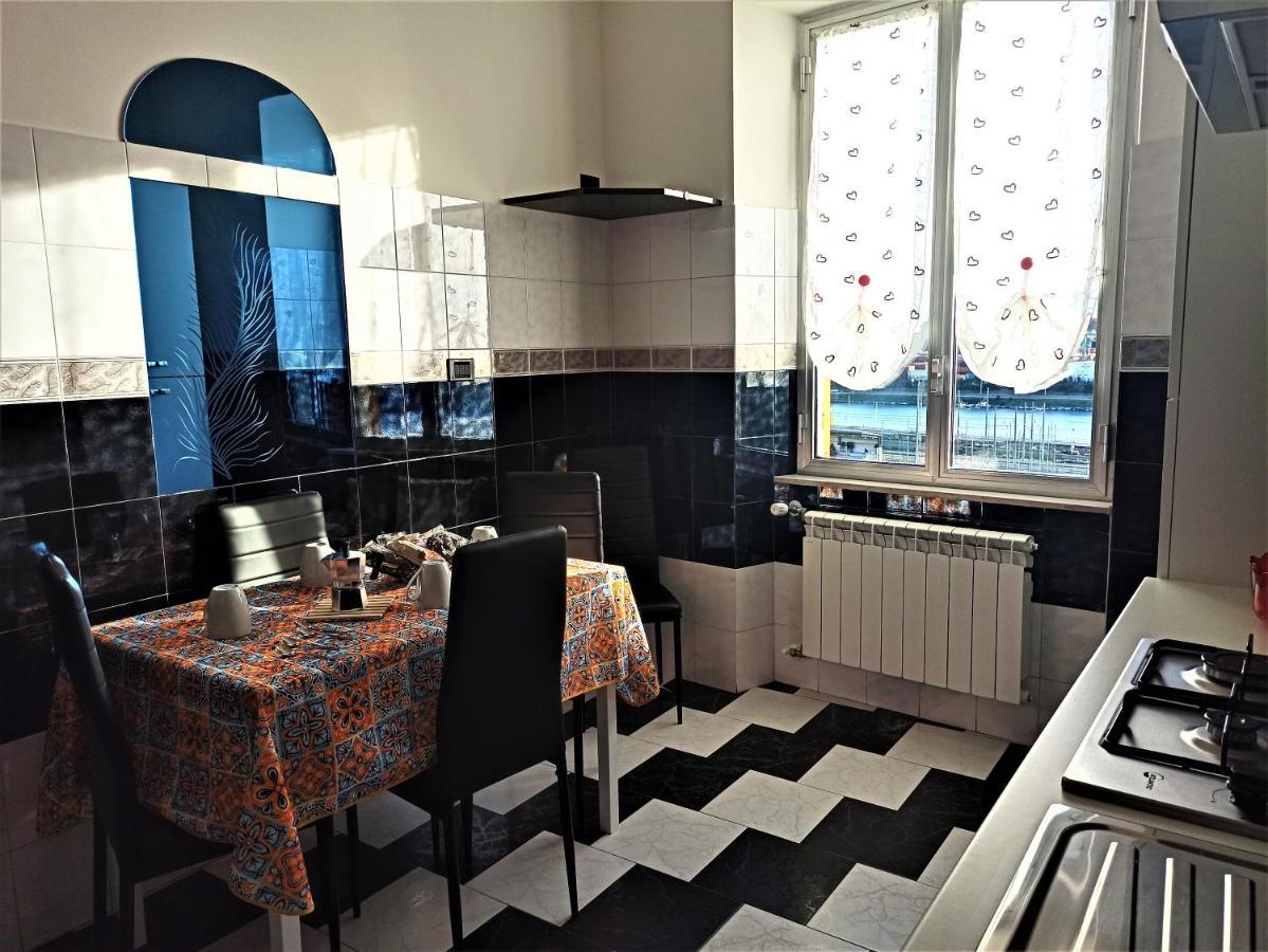 Casa Vacanza Laura Генуя Экстерьер фото