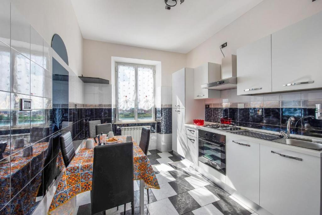 Casa Vacanza Laura Генуя Экстерьер фото